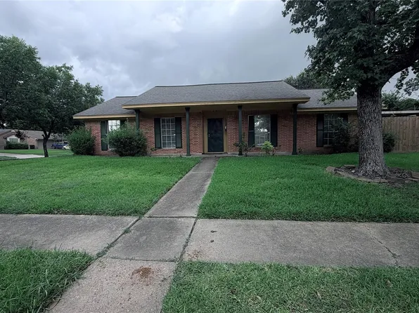 7003 Captain Dr, Houston, TX 77036
