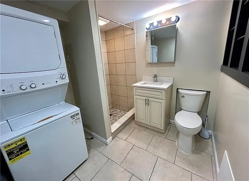 1 bed, 840 sqft, $1,200 — Photo 3