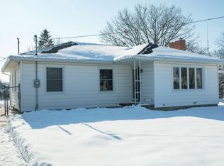 4548 E Washburn Rd, Washburn, IA 50702