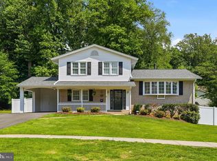 5303 Russett Rd, Rockville, MD 20853