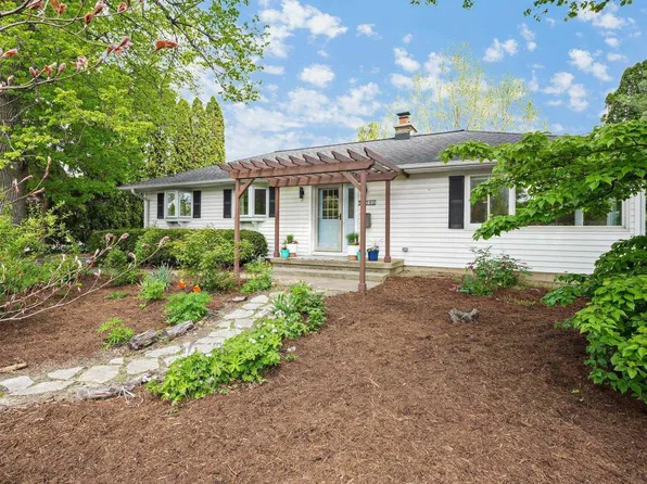 5308 McKenna Road, Monona, WI 53716