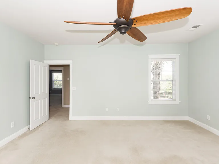 302 White Gables Dr — Photo 25