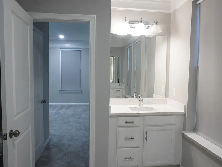 515 Riversail Ln — Photo 18