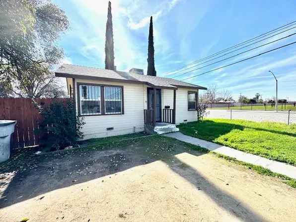 904 E Drummond Ave, Fresno, CA 93706