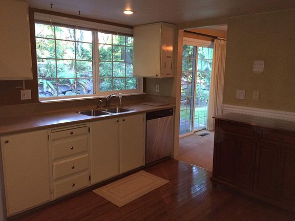 5th image of 16903 NE 32nd St