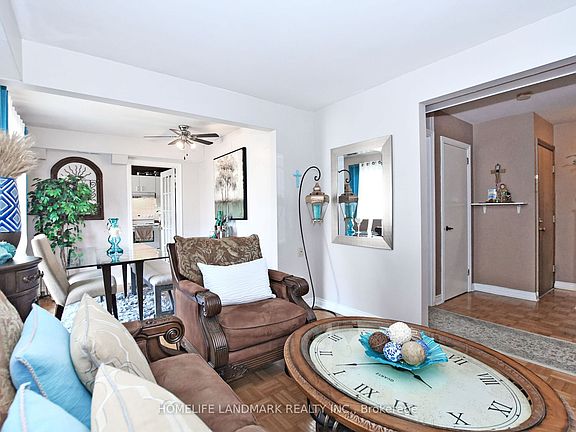 5th image of 109 Brookside Rd S