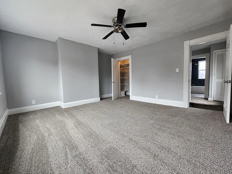 111 E 12th Ave — Photo 5
