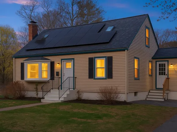 14 Warren Ave, Rockland, MA 02370