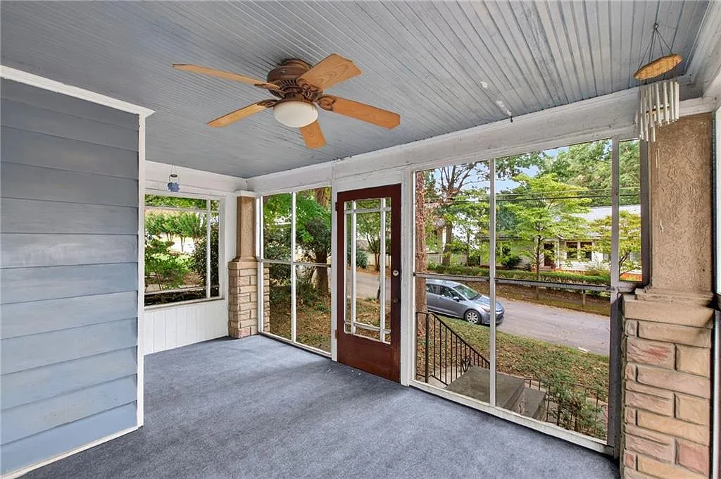 2 bed, 1.0 bath, 1164 sqft, $1,350 — Photo 3
