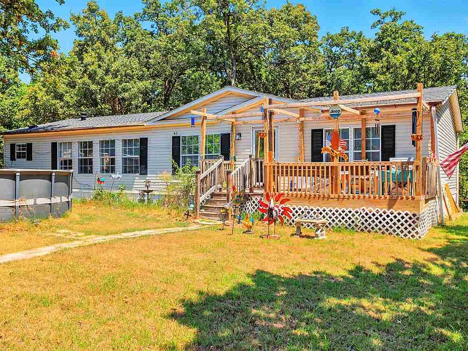 1st image of 113 Summer Oaks Dr