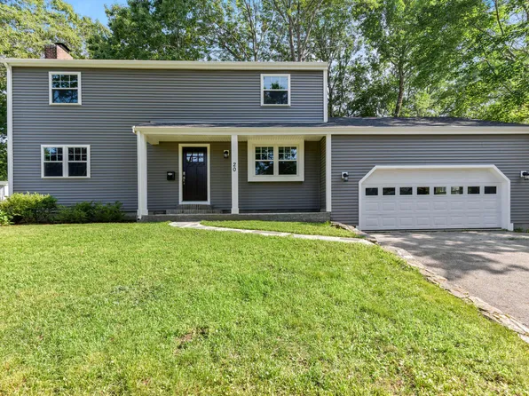 20 Ramble Road, Cape Elizabeth, ME 04107