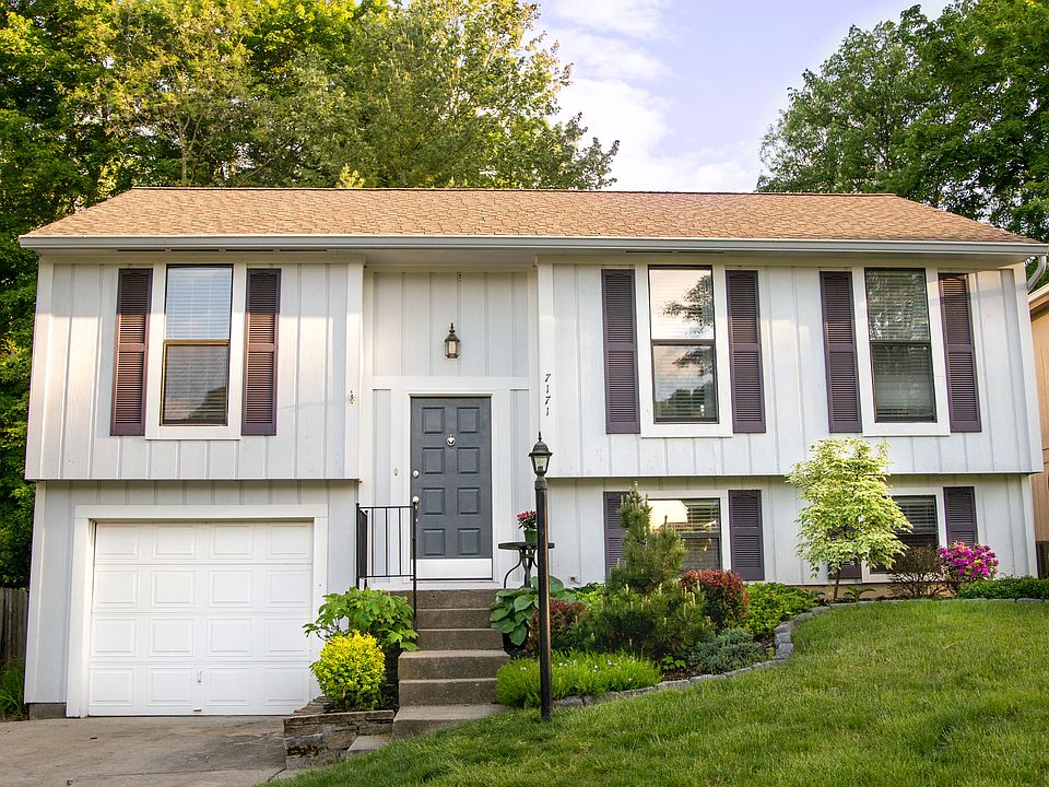 1st image of 7171 Honeywood Ct