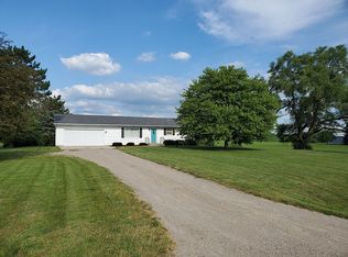 12340 Oneida Rd, Grand Ledge, MI 48837