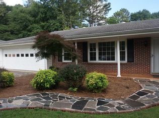 3168 Robin Ln, Duluth, GA 30096