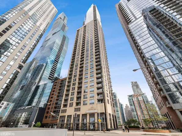 420 E Waterside Dr Unit 808, Chicago, IL 60601