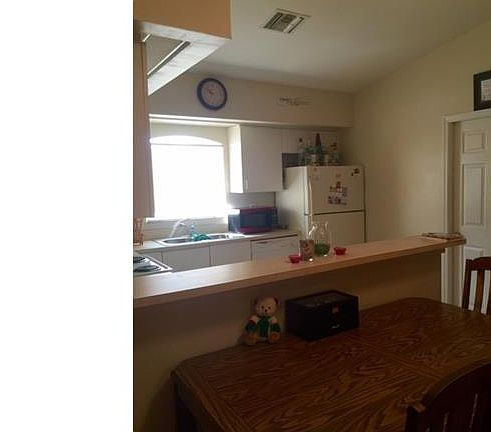 3rd image of 5028 24th St SW