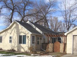 608 Southside St, Valley Springs, SD 57068