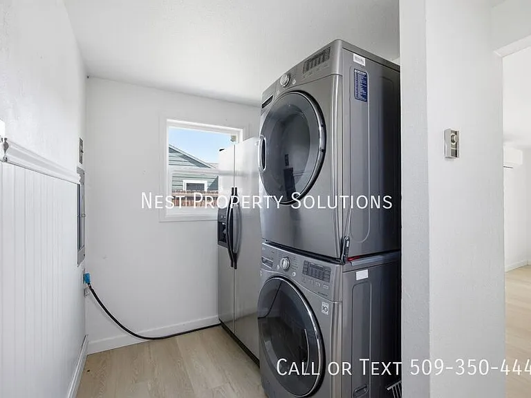 11 Ivy St NE — Photo 15