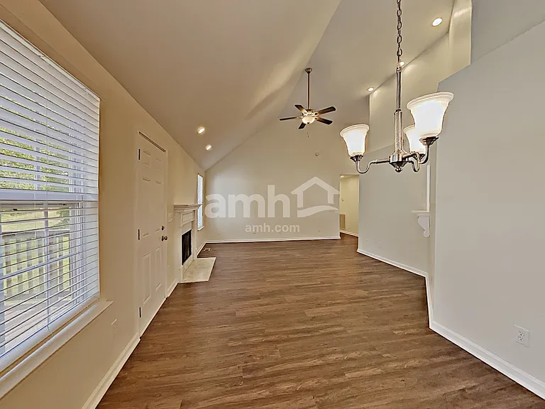 1038 Secretariat Dr — Photo 6