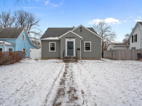 127 S Yale St, Vermillion, SD 57069
