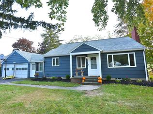 937 Klem Rd, Webster, NY 14580