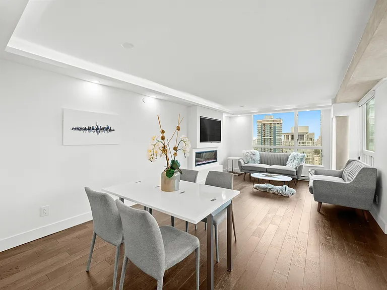 1238 Melville St #3001 — Photo 8