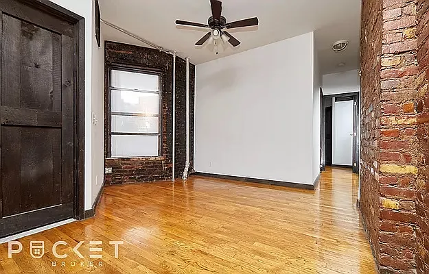 520 E 14th St #27 — Photo 3