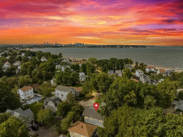 45 Randlett St, Quincy, MA 02170