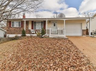 2718 Creekmont Ln, Saint Louis, MO
