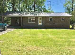 398 Cherokee Ln, Huntingdon, TN 38344