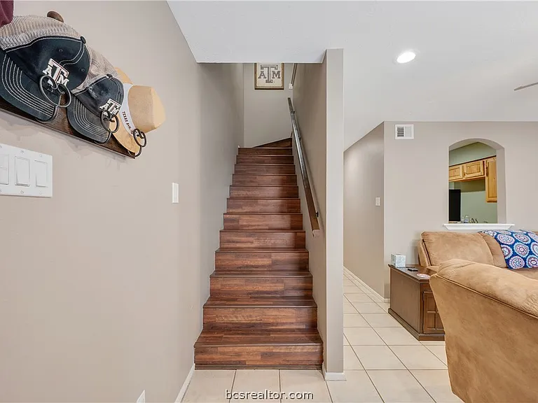 1902 Dartmouth St #Q4 — Photo 5