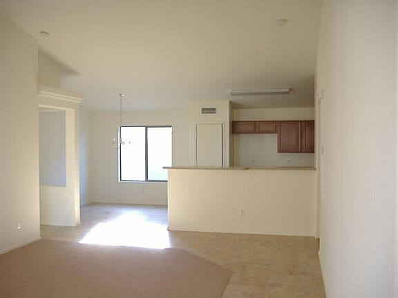 4th image of 1815 N Wildflower Lane