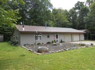 327 Bodamer Rd, Oil City, PA 16301