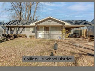 8839 Parkdale Dr, Caseyville, IL