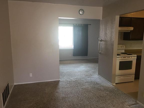 4th image of 6900 Orphelia Ave NE