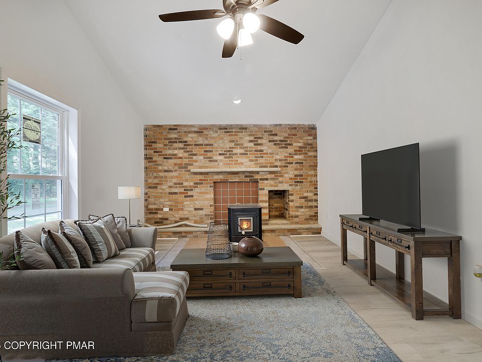 3119 Essex Rd, Tobyhanna, PA 18466 | MLS #PM-136984 | Zillow