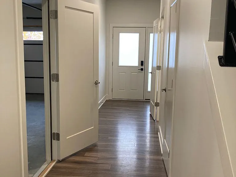 312 Lincoln St — Photo 12