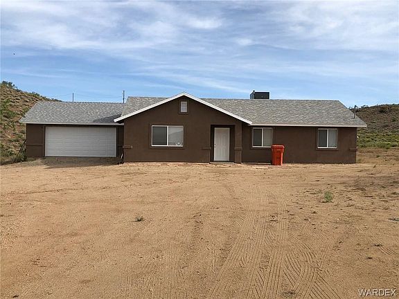 3rd image of 9422 N Lucero Cir
