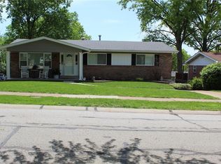 10564 Larkspur Dr, Saint Louis, MO