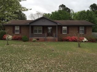 1205 Pleasant Grove Church Rd, Bladenboro, NC 28320