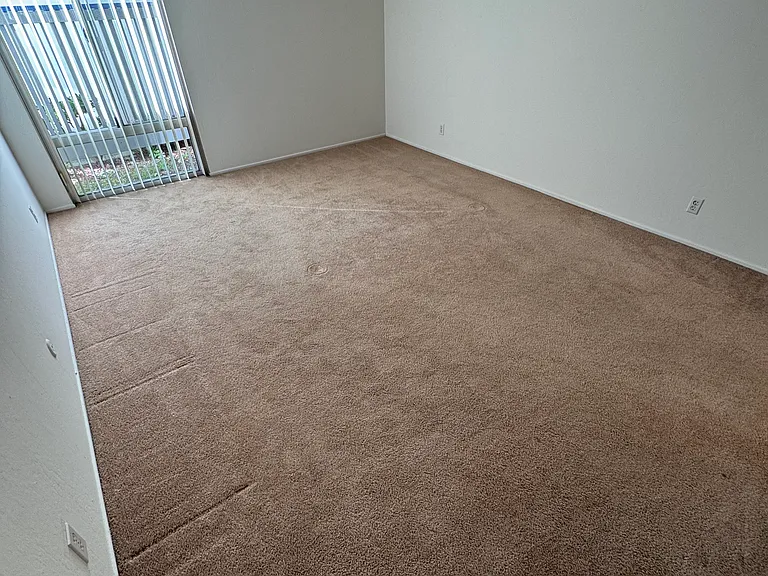Kula Kai Apartments — Photo 25