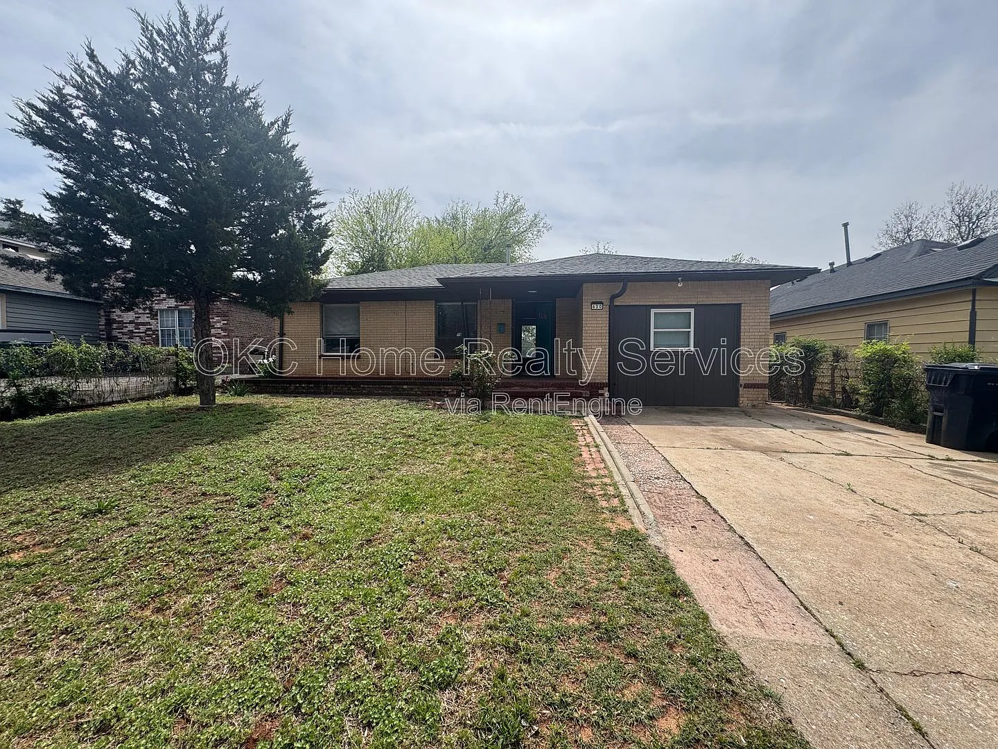 3 bed, 2.0 bath, 1000 sqft, $1,095 — Photo 1