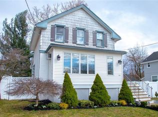 38 Maple Ave, Edison, NJ 08837