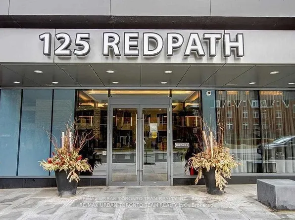 125 Redpath Ave #906, Toronto, ON M4S 0B5