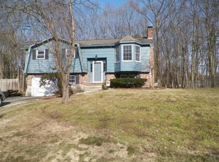 14 Cove St, Chelmsford, MA 01824