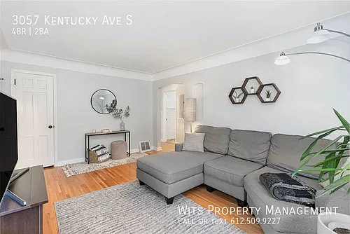 3057 Kentucky Ave S Photo 1