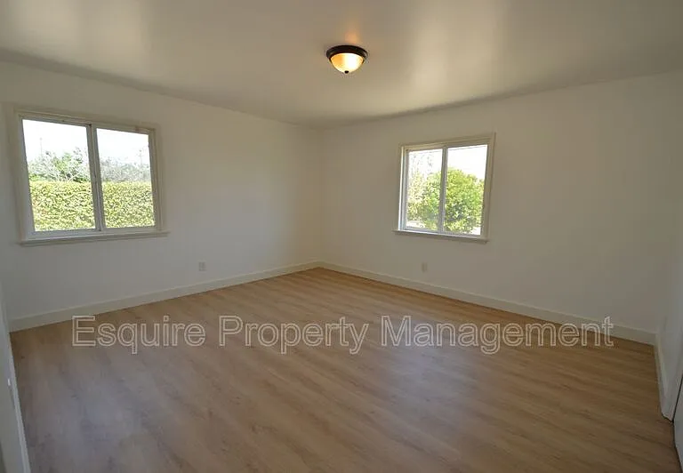 13515 W Telegraph Rd — Photo 26