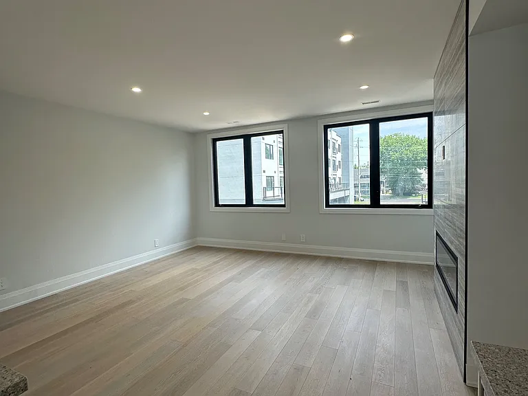 59 Charles St #11 — Photo 7