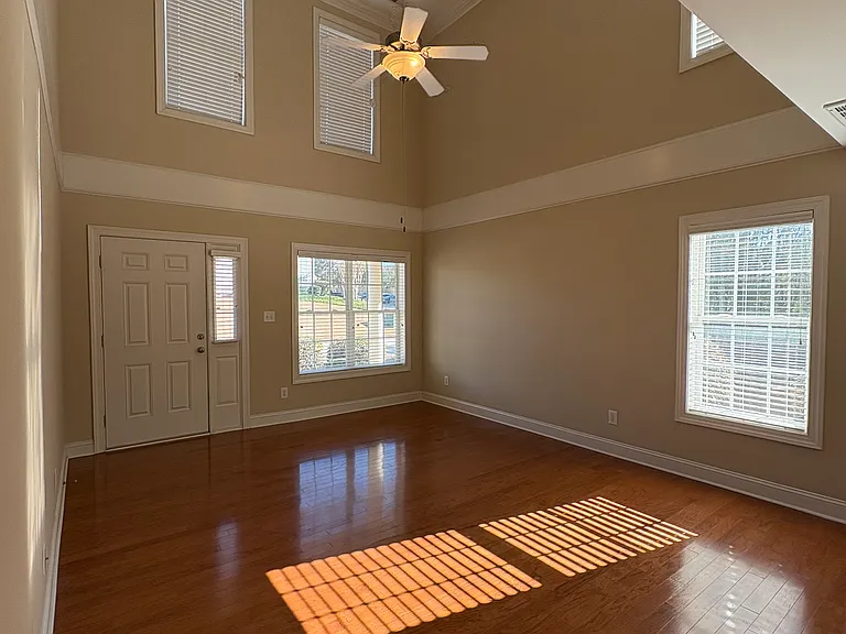 2311 Bentridge Ln — Photo 23