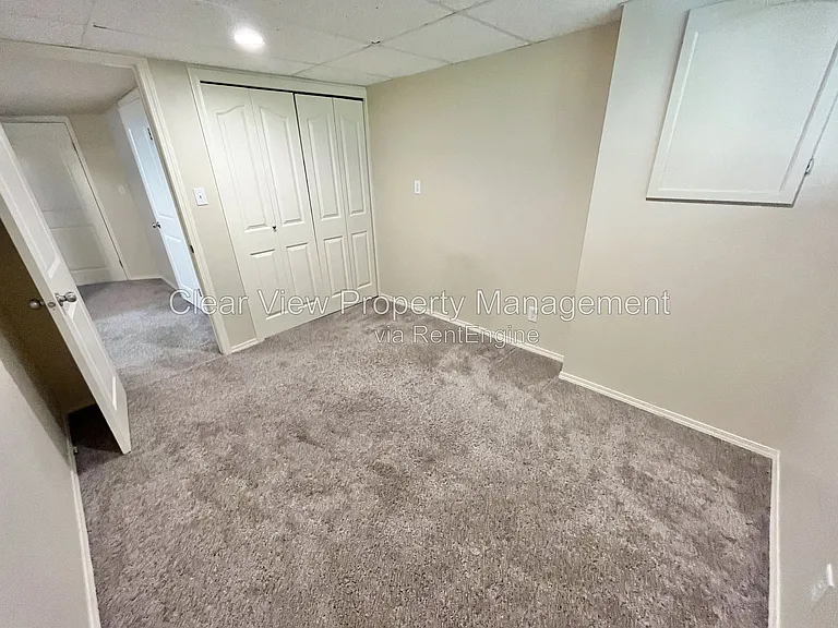 14 Princeton Cres W — Photo 23